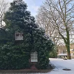4 Sterne-haus Am Waren (Mueritz)