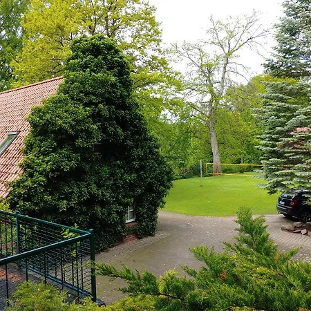 4 Sterne-haus Am Waren (Mueritz)