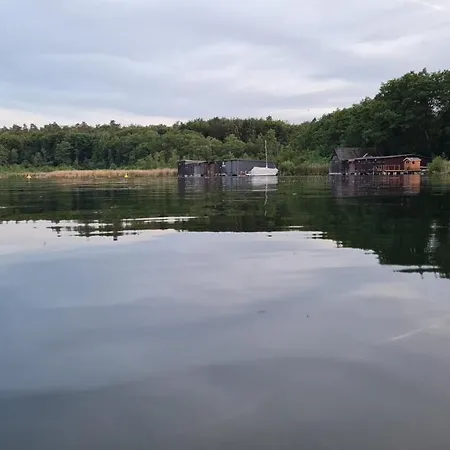 4 Sterne-haus Am Ferienhaus Waren (Müritz)
